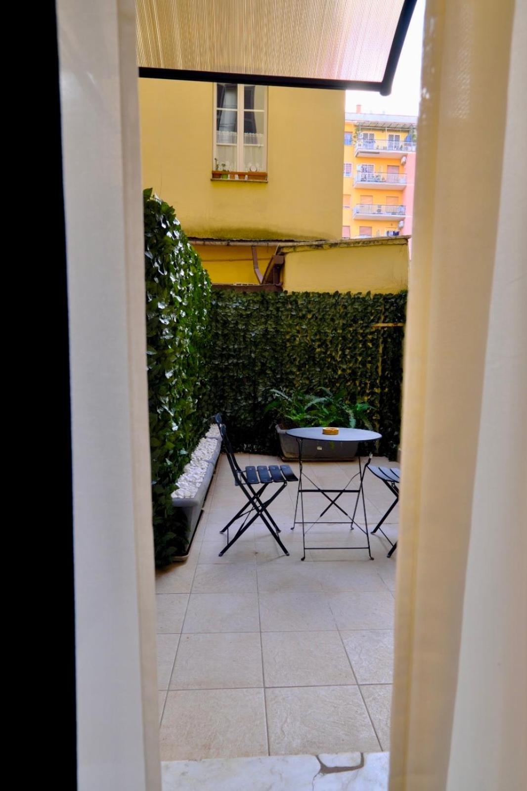 Eterna Suites Roma Exterior photo