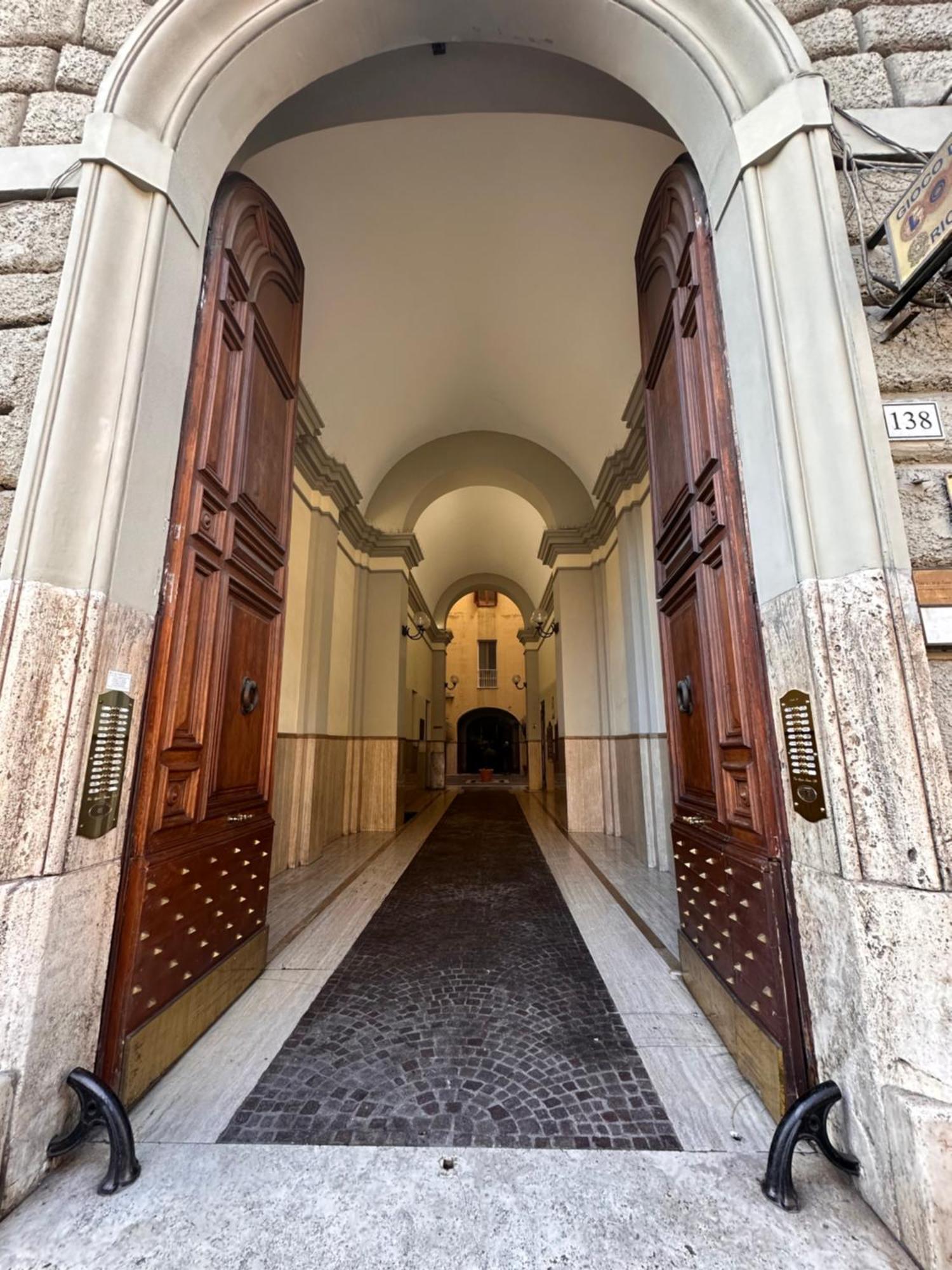 Eterna Suites Roma Exterior photo
